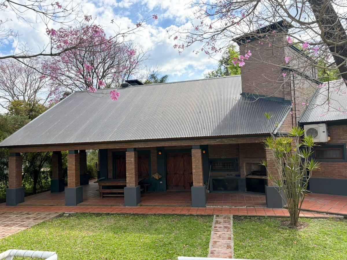 Foto de GRAN QUINTA CON 2005 M² DE TERRENO - GALERÍA CON ASADOR, PILETA, CANCHA, imagen 3