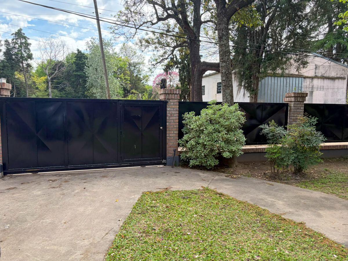 Foto de GRAN QUINTA CON 2005 M² DE TERRENO - GALERÍA CON ASADOR, PILETA, CANCHA, imagen 2