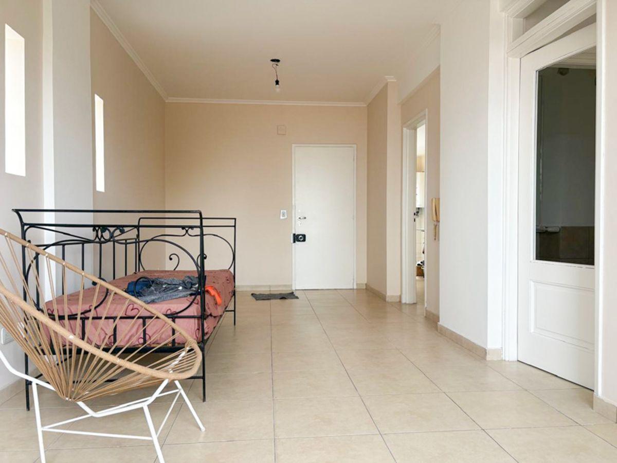 Foto de Departamento de 77 m² con 2 dormitorios en venta en Centro, imagen 2