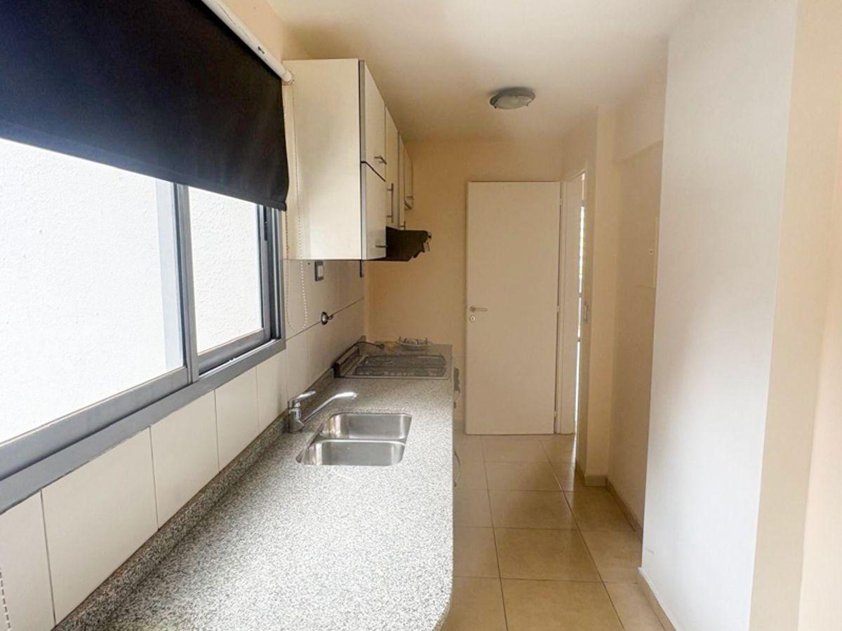 Foto de Departamento de 77 m² con 2 dormitorios en venta en Centro, imagen 5