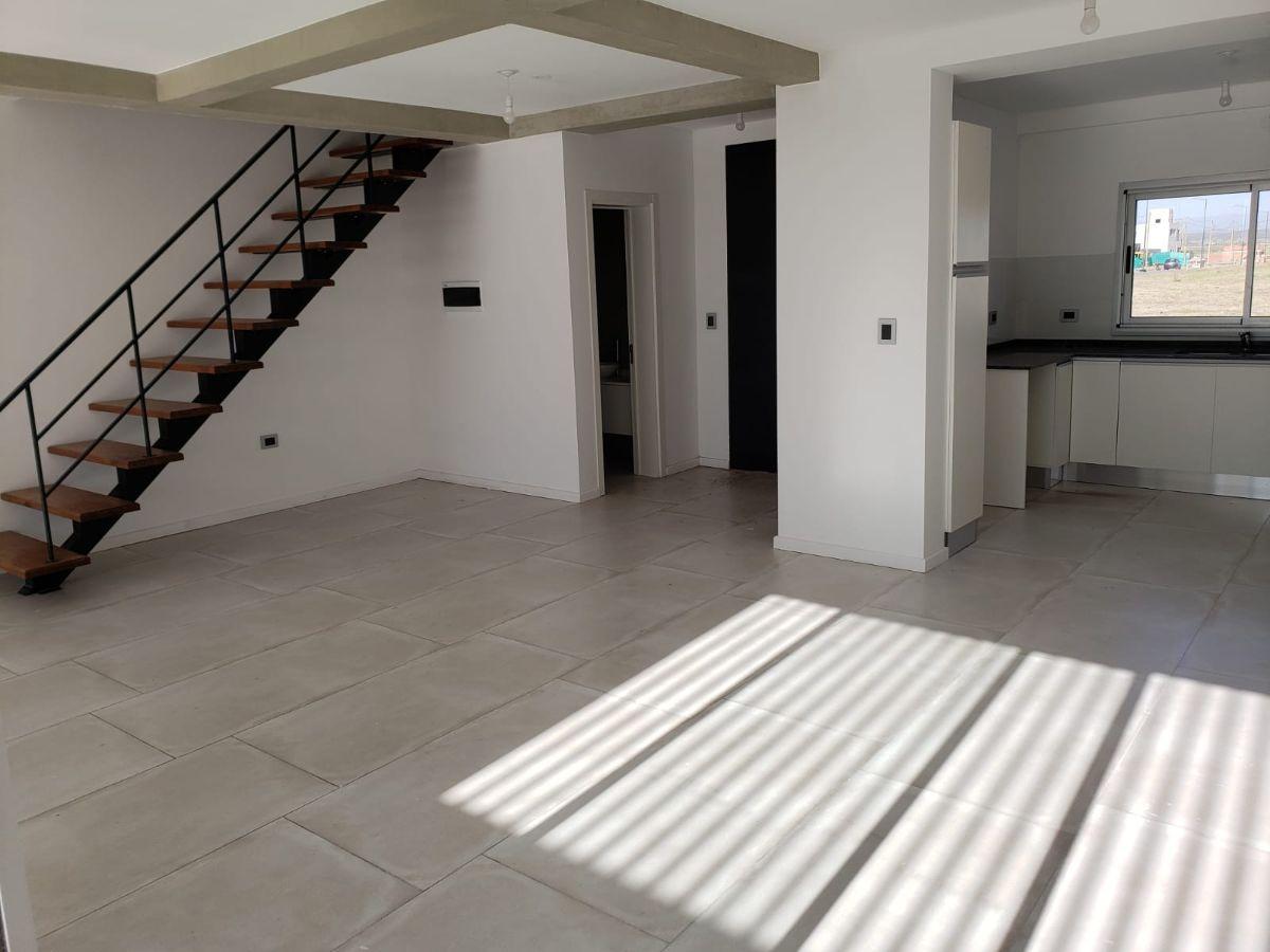 ALQUILO - DUPLEX 3 DORMITORIOS - TERRAZAS DE MANANTIALES - MANANTIALES 2