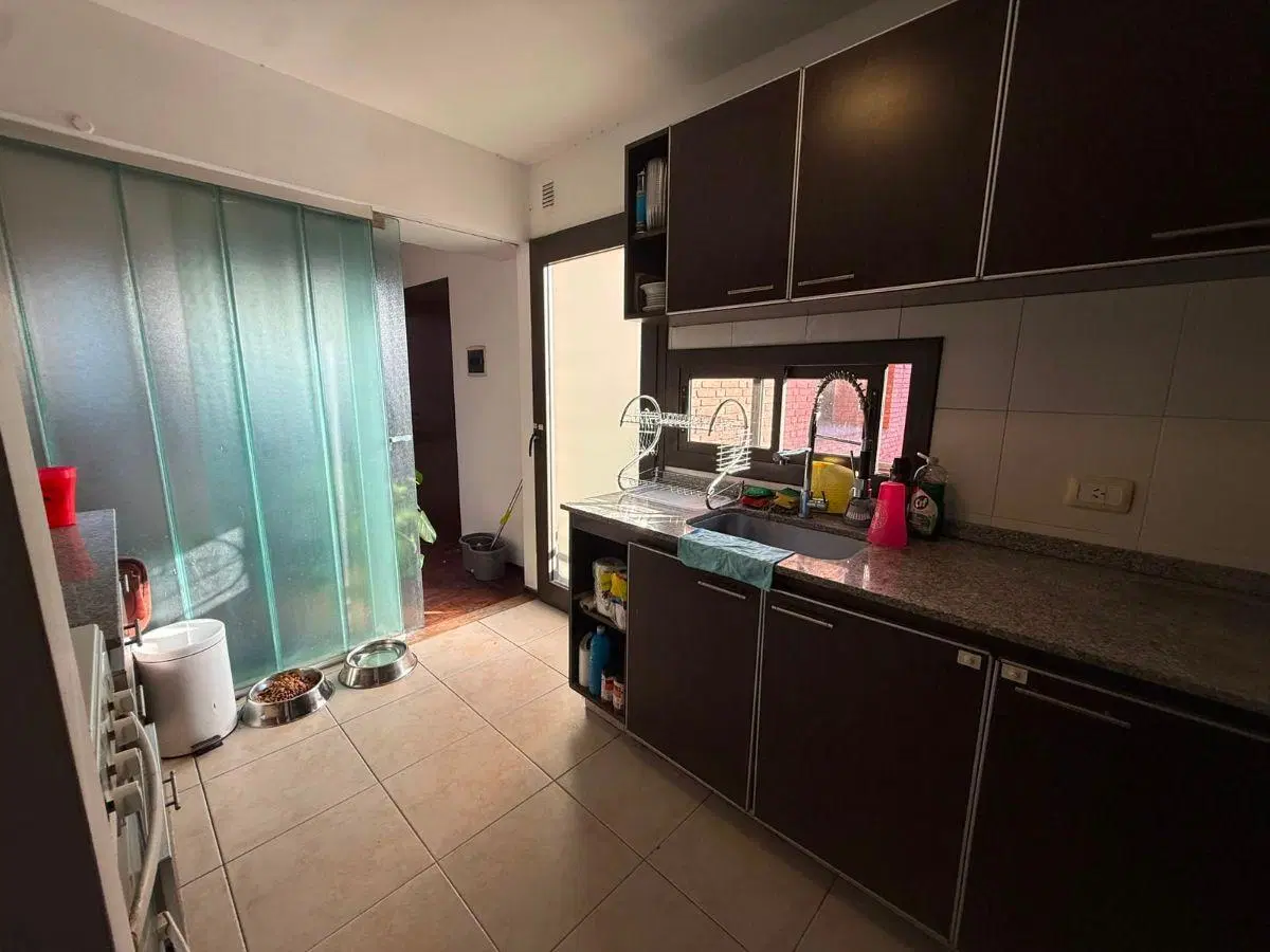 Exclusivo Semipiso de Categoría en Nueva Córdoba | 3 Dormitorios | Terraza Propia C/Asador | Cochera 1