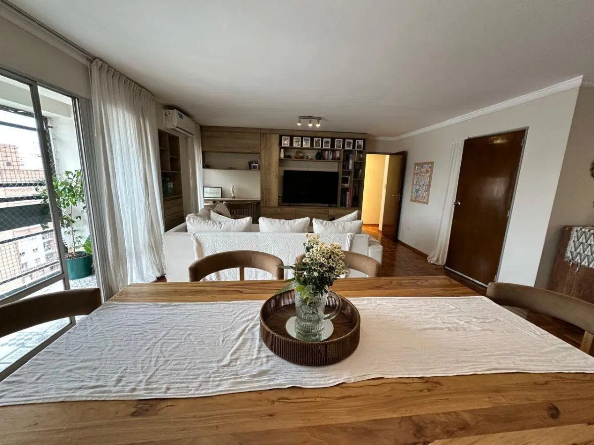 Exclusivo piso reciclado de 3 dormitorios con cochera y terraza con quincho | Bv. Chacabuco 8