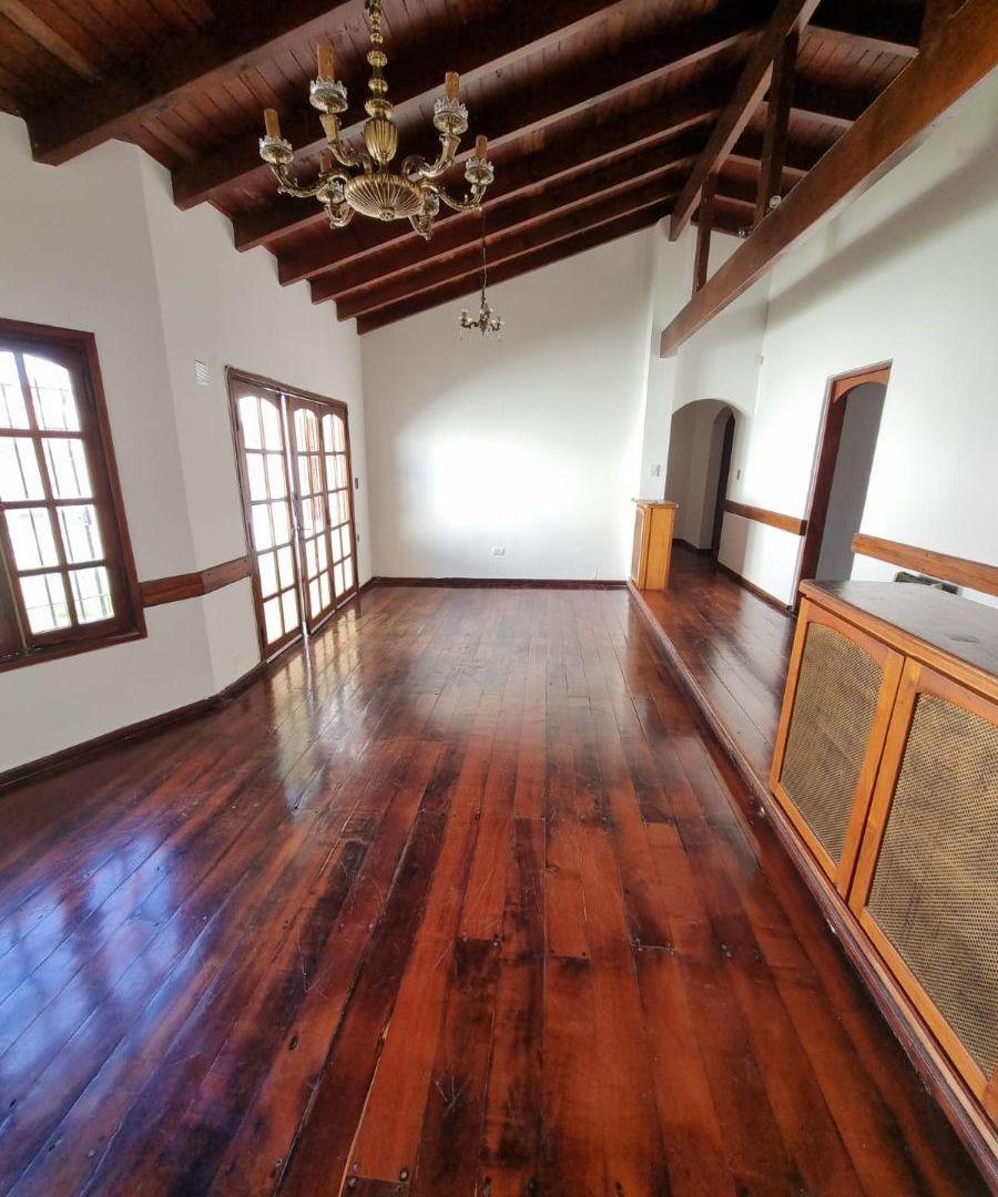 Foto de ALQUILO - CASA 3 DORM C/ PILETA - PEHUAJO 1540 - JARDIN, imagen 4