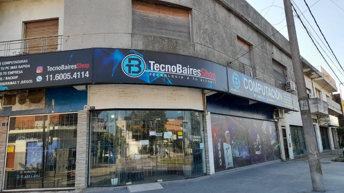 LOCAL EN ESQUINA COMERCIAL DE HAEDO