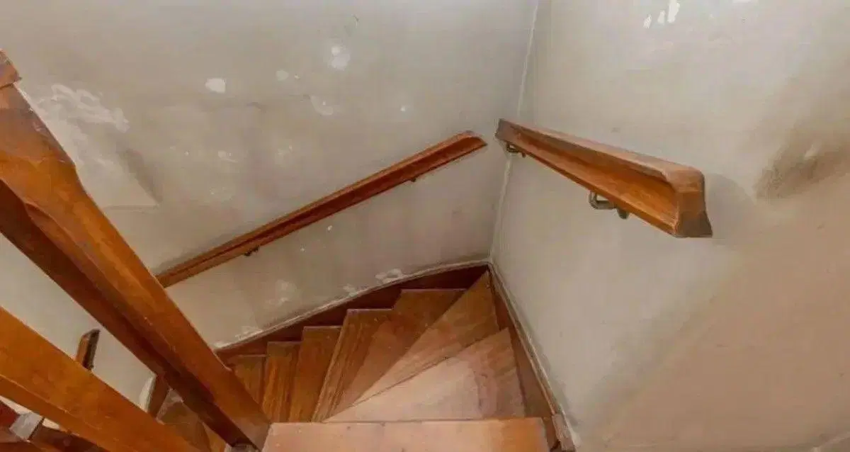 CASA 5 AMB. USO COMERCIAL 3