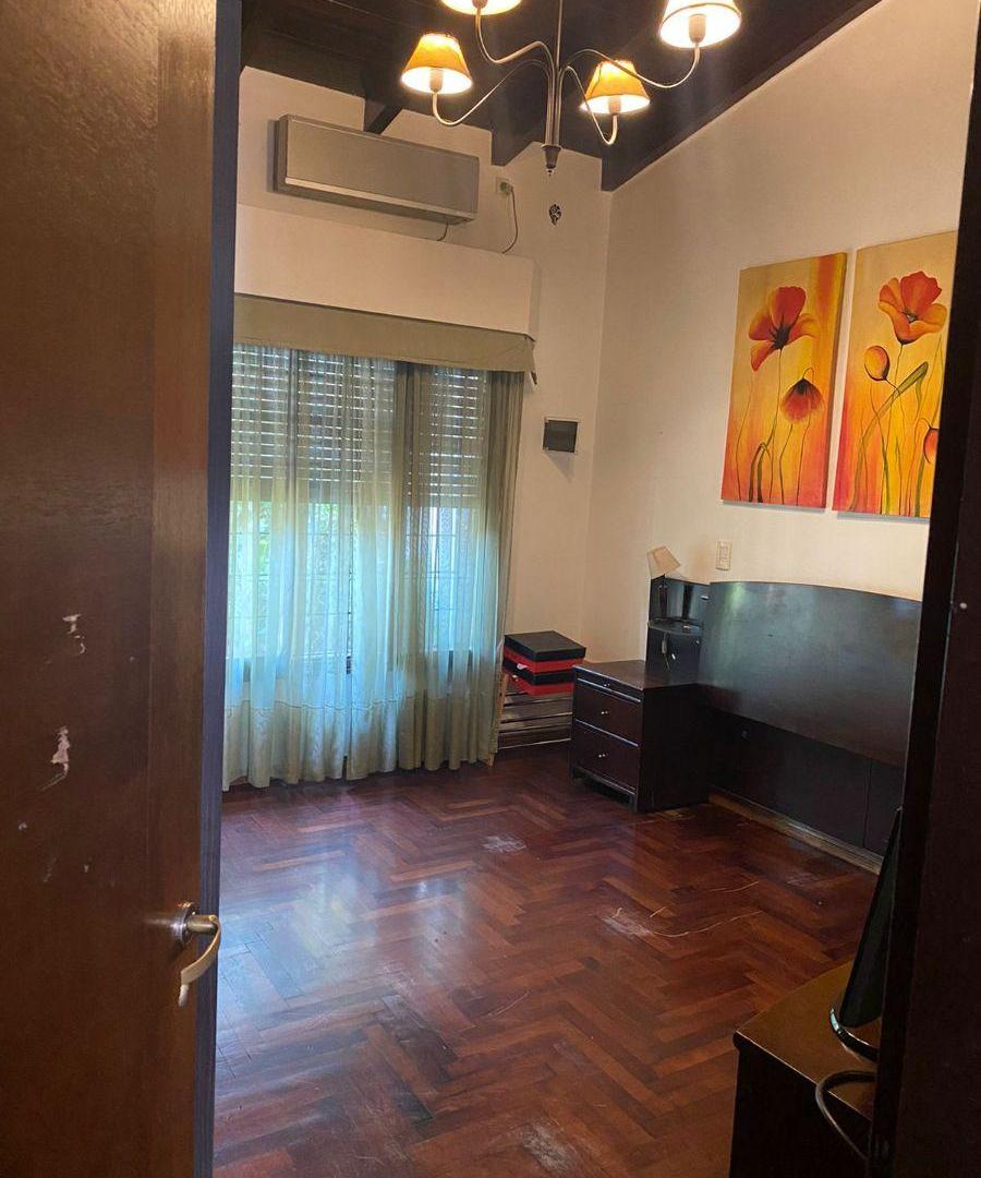 Foto de CASA 4 AMBIENTES CON COCHERA, imagen 2