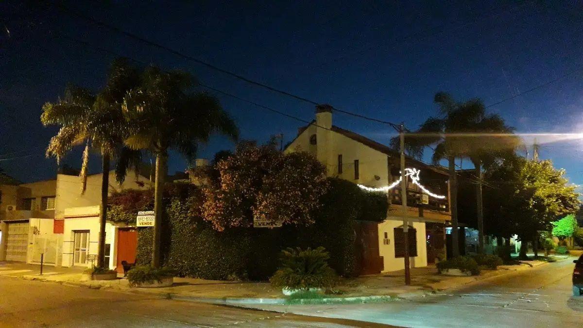 Foto de CHALET 7 AMBIENTES BARRIO DON BOSCO RAMOS MEJIA, imagen 5