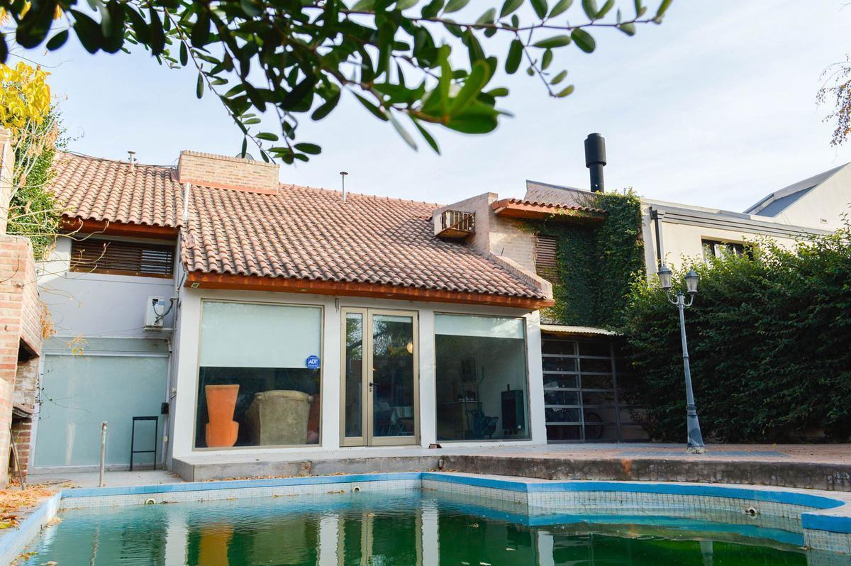 Casa Nivel Gerencial, Barrio Capellán, Cipolletti 5