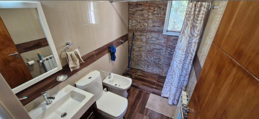 Casa en Barrio Los Cerezos II Plottier 1