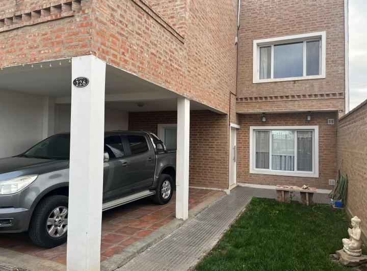 Duplex Barrio Las Viñas Cipolletti 1