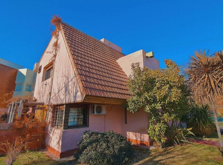 Alquiler Casa 3 dorm. en Jardines del Rey. Neuquén Capital 3