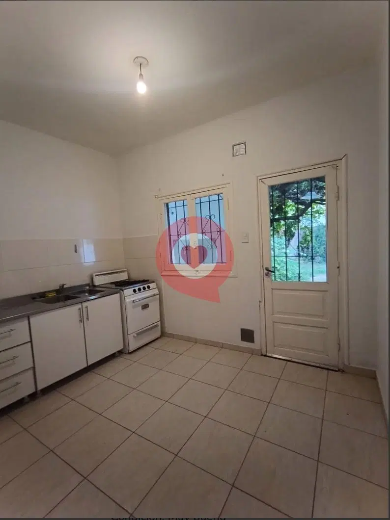 Casa en Alquiler. Elordi y Jujuy, Neuquén Capital 5