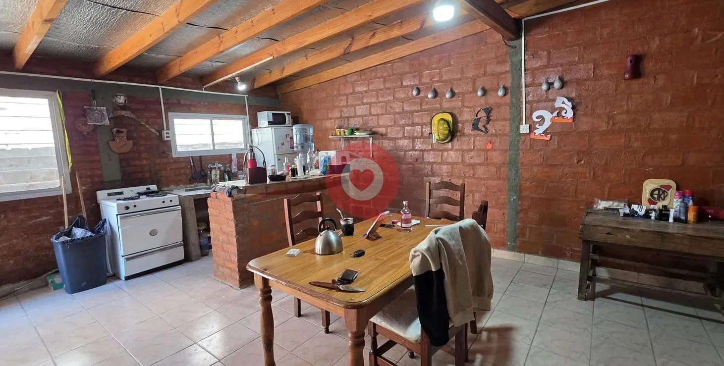 VENTA Casa en Neuquén Capital. Trabajador Municipal al 100. 3