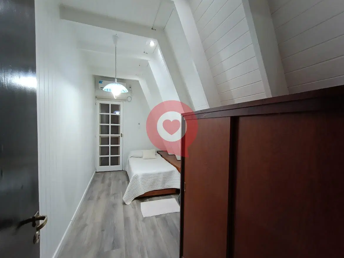 Casa Amueblada en Alquiler en Neuquén Capital 5