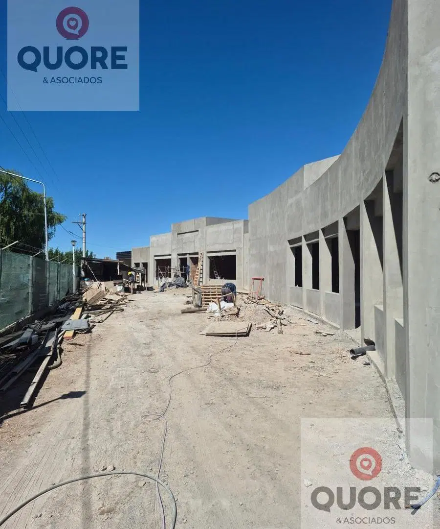 Locales comerciales en La Reserva, Barrio botánico 5