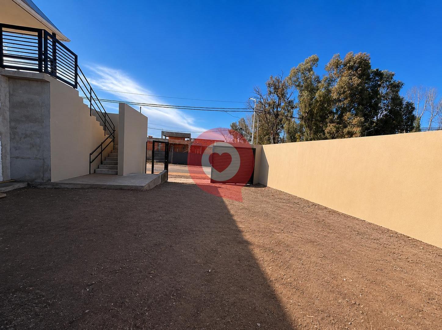 Foto de Venta de 2 locales comerciales y dos dptos de 1 dormitorio con garaje, imagen 5