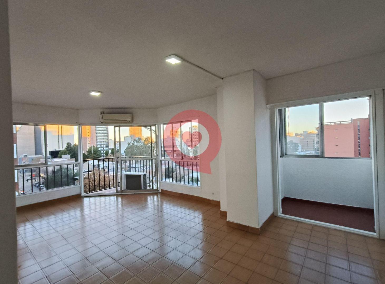 Foto de Alquiler de Departamento de 3 habitaciones en el centro de Neuquén, imagen 1