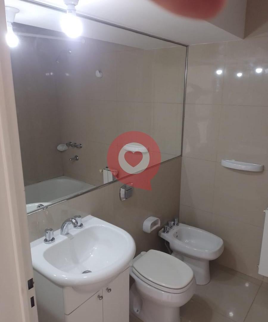 Foto de Alquiler de departamento en Neuquén Capital, zona Centro, imagen 3