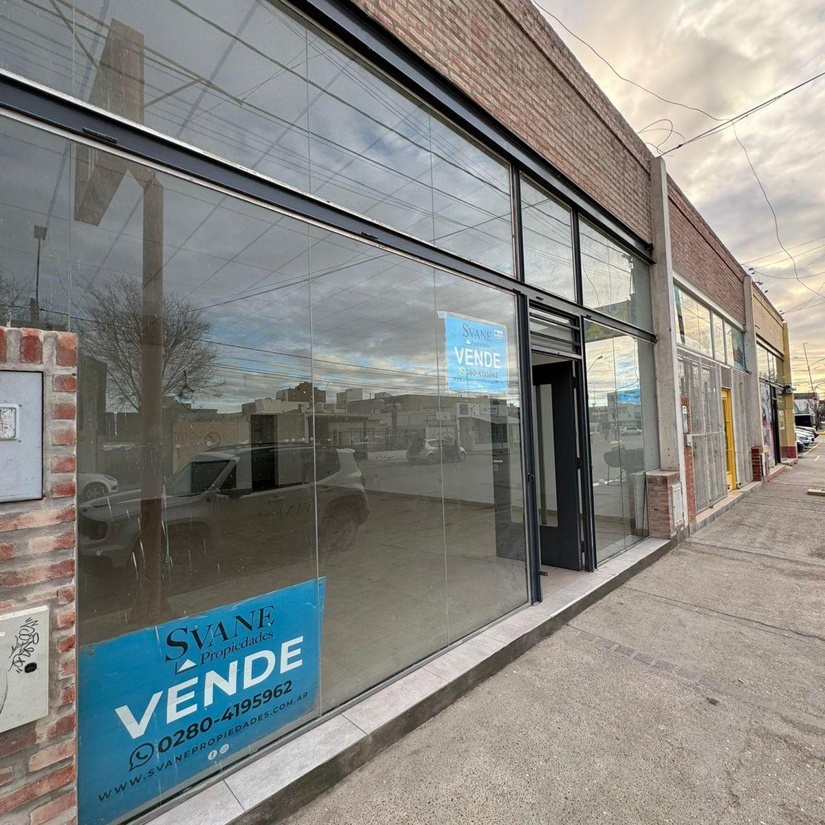Local en Venta Marcelo T. Alvear E Hipolito Yrigoyen Precio U$d155.000 5