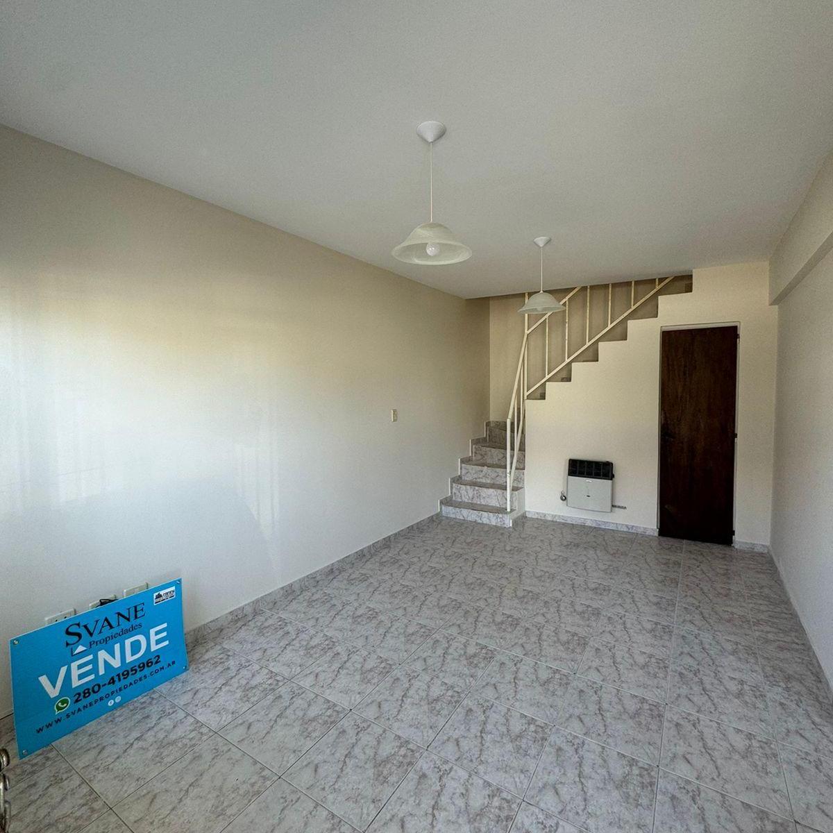 Duplex en Venta 3 Dorm Dorrego N°679 E/ Juan B. Justo y Alvear Precio U$d92.000 3