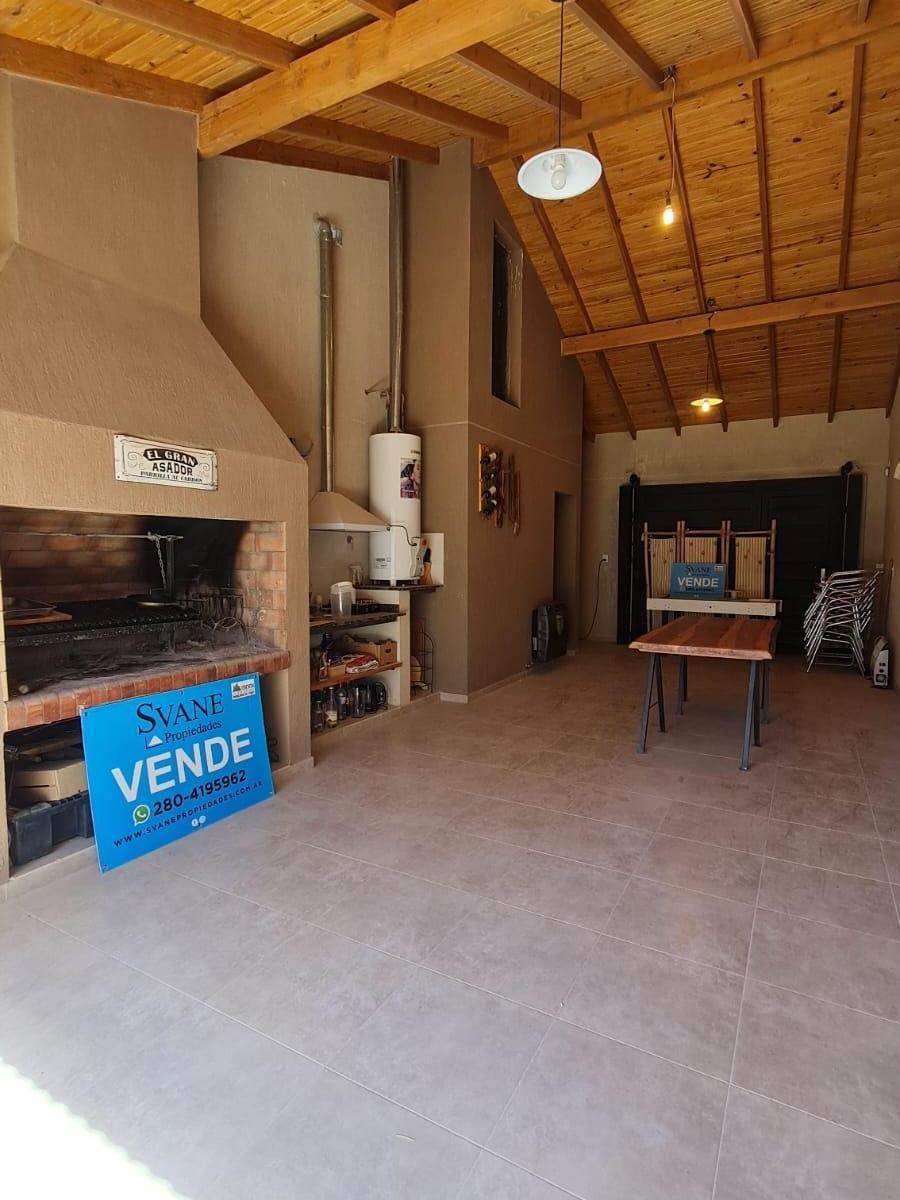 Casa en Venta 1 Dorm Caña Colihue N°1556 E/ Sauco y Mosqueta Precio U$d82.000 4