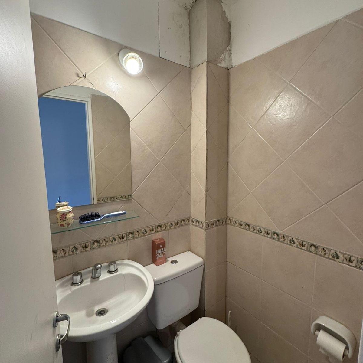 Duplex en Venta 3 Dorm Alsua de Corbetto N°55 E/ Av Roca y 25 de Mayo U$d89.000 1