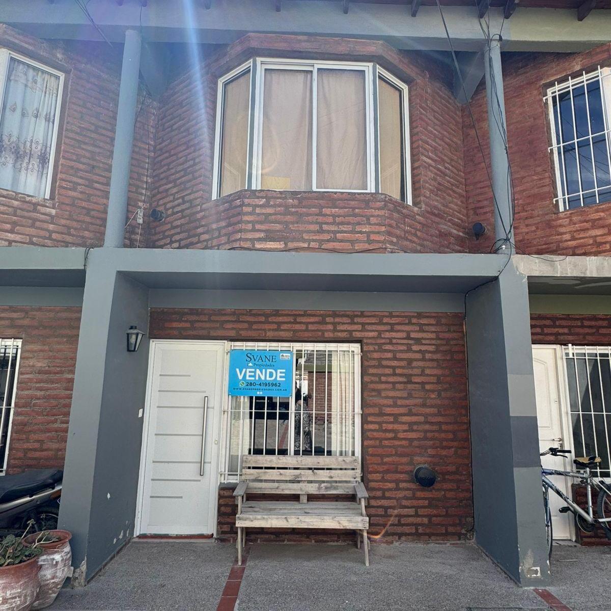 Duplex en Venta 3 Dorm Alsua de Corbetto N°55 E/ Av Roca y 25 de Mayo U$d89.000 5