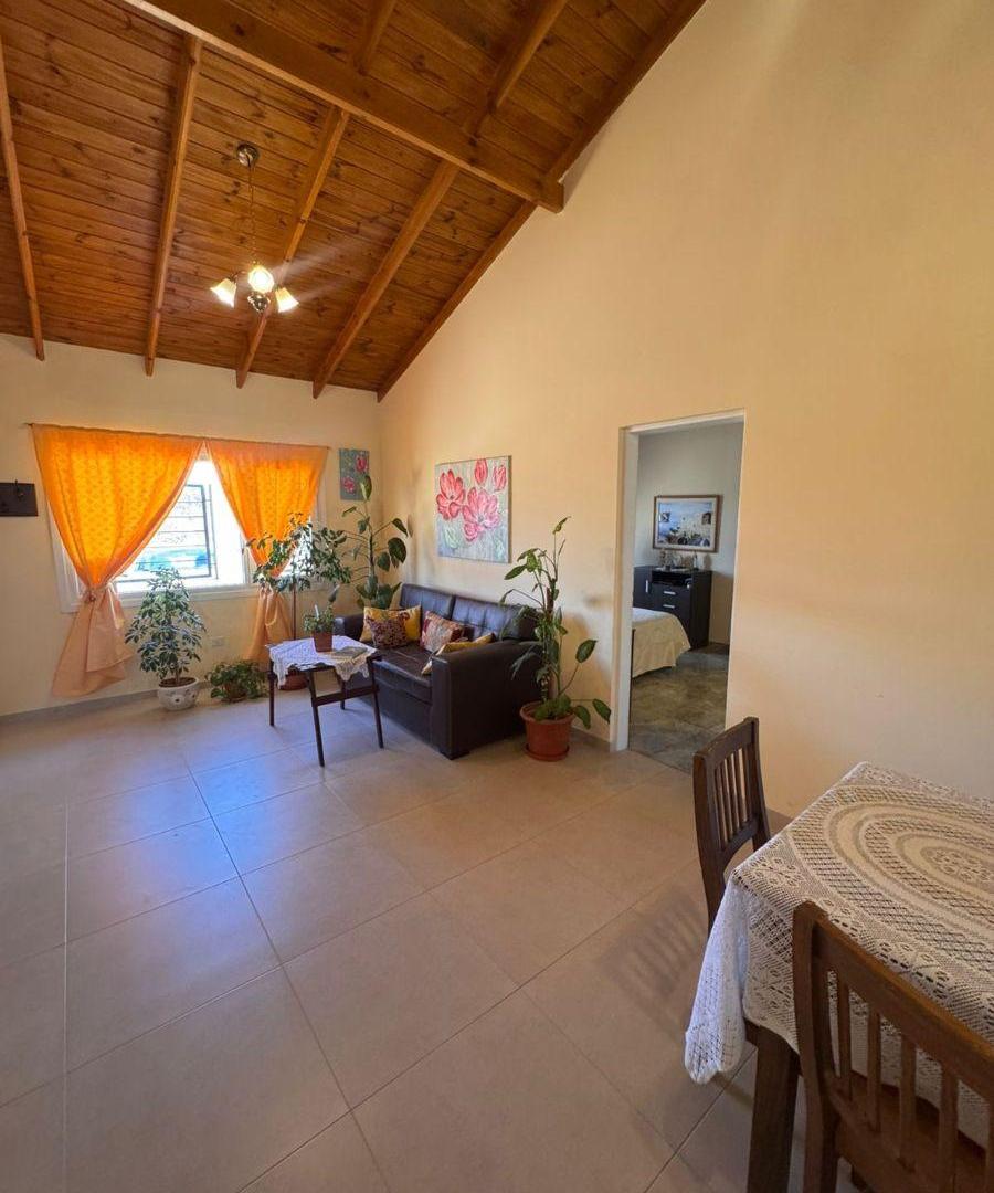Foto de Casa en Venta 3 Dorm Notro N°4062 e/ Los Paraisos y Michai Precio, imagen 3