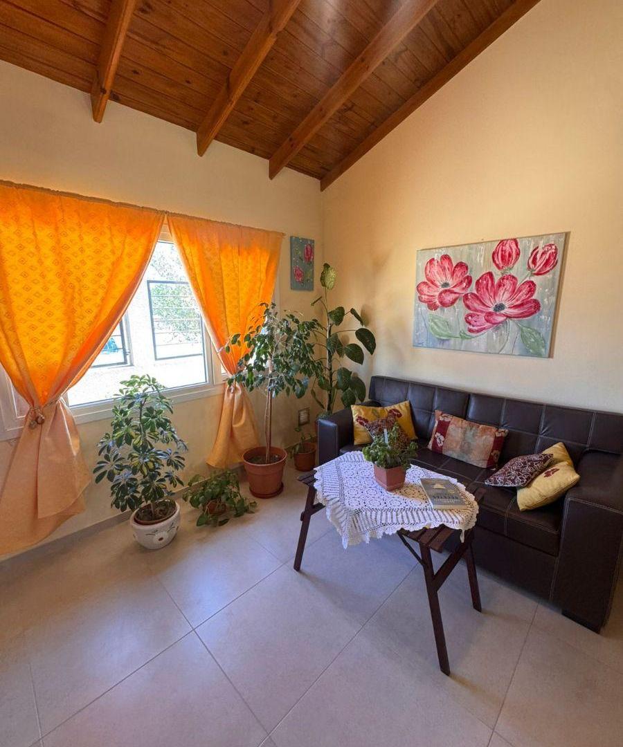 Foto de Casa en Venta 3 Dorm Notro N°4062 e/ Los Paraisos y Michai Precio, imagen 5