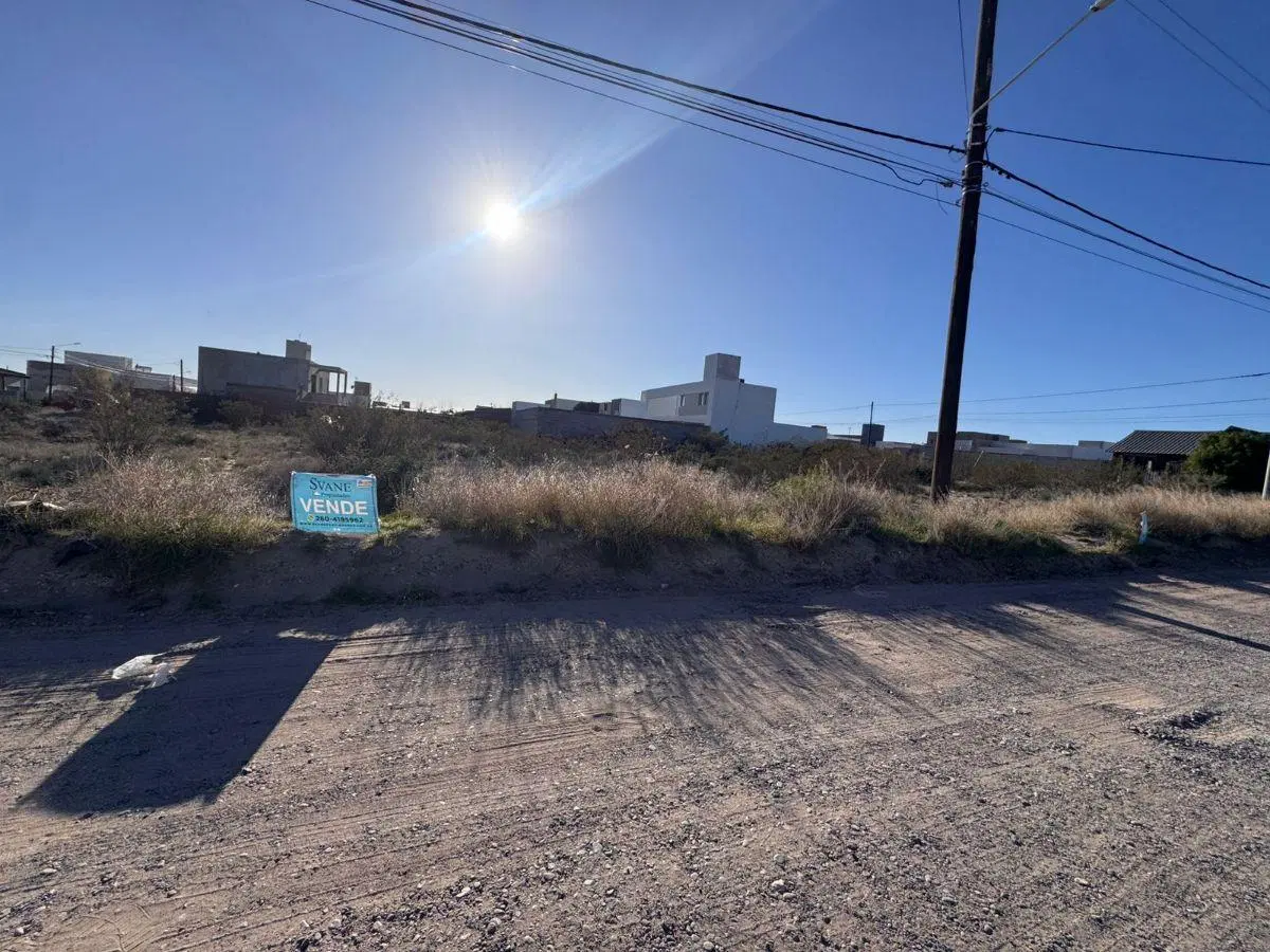 Lote en Venta
caÑa colihue e/ ABEDUL y CORINTO
Precio u$d42.500 3