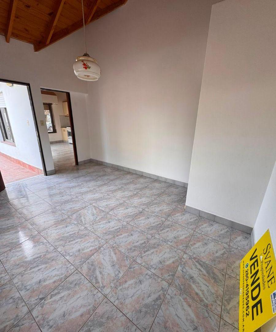 Foto de Casa en Venta 2 Dorm Pasaje Raul Diaz N°1114 e/ Alem y Rivadavia Precio, imagen 5
