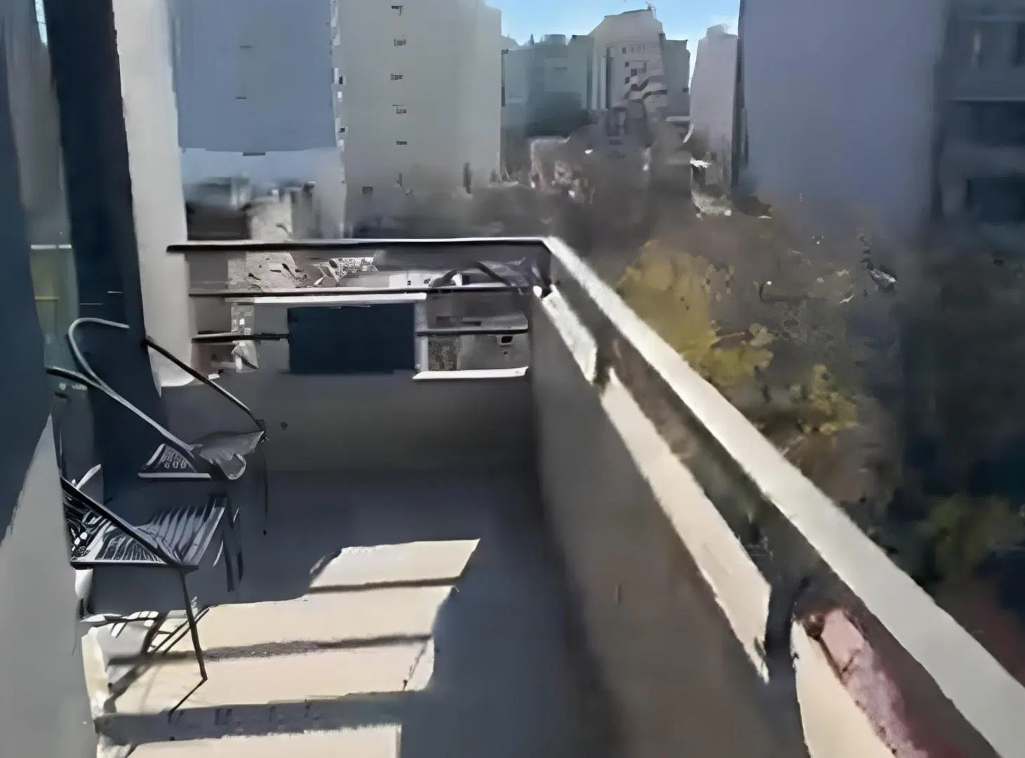 Dos ambientes con parrilla y vista abierta - APTO CRÉDITO 2