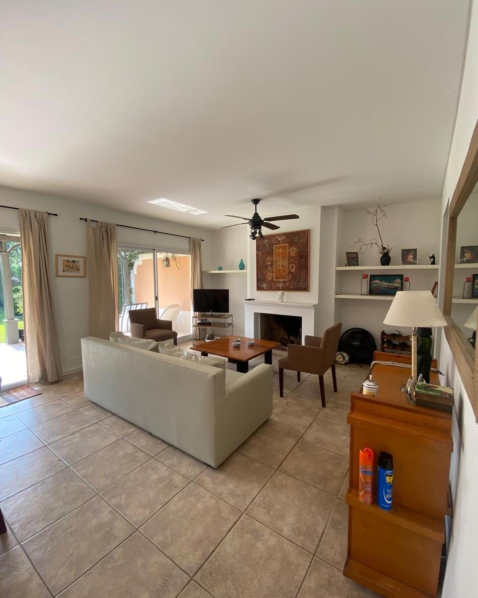 Venta en excluvidad de Casa del Bosque 3 dormitorios con pileta