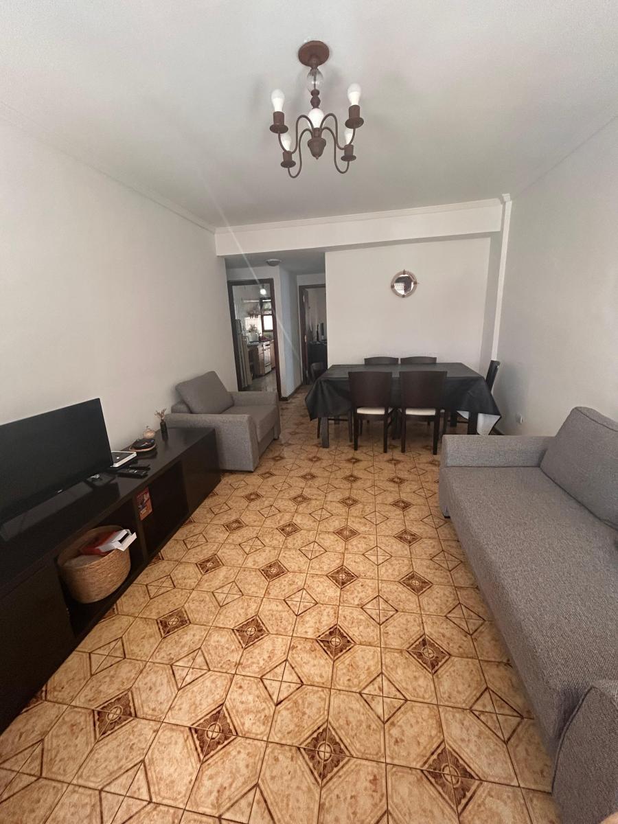 Venta Departamento de 2 Ambientes con Cochera en 3 de Febrero y Catamarca 2