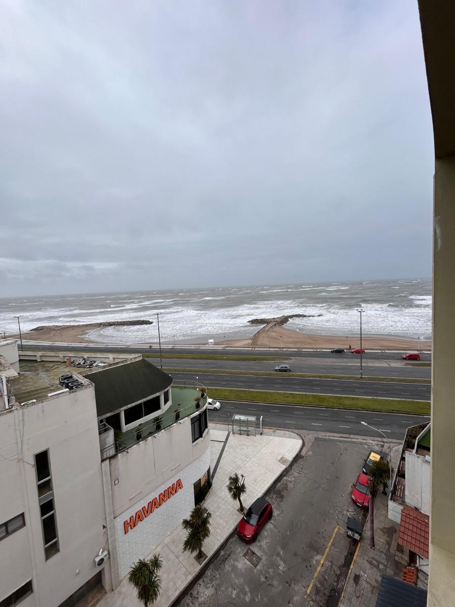 Venta Departamento de 2 Ambientes en Brandsen y Salta con Vista Al Mar 2