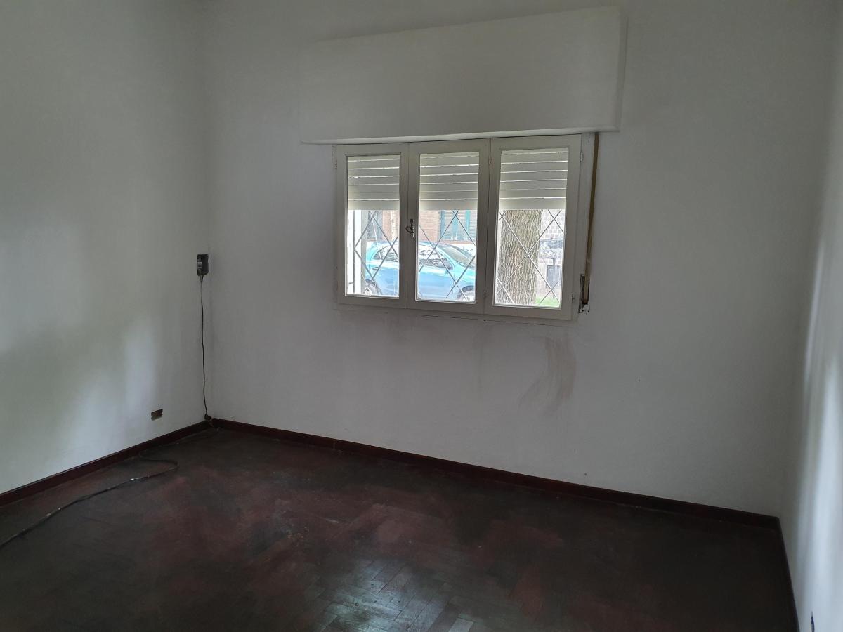 CASA EN VENTA EN TEMPERLEY OESTE (NUEVO VALOR!!)