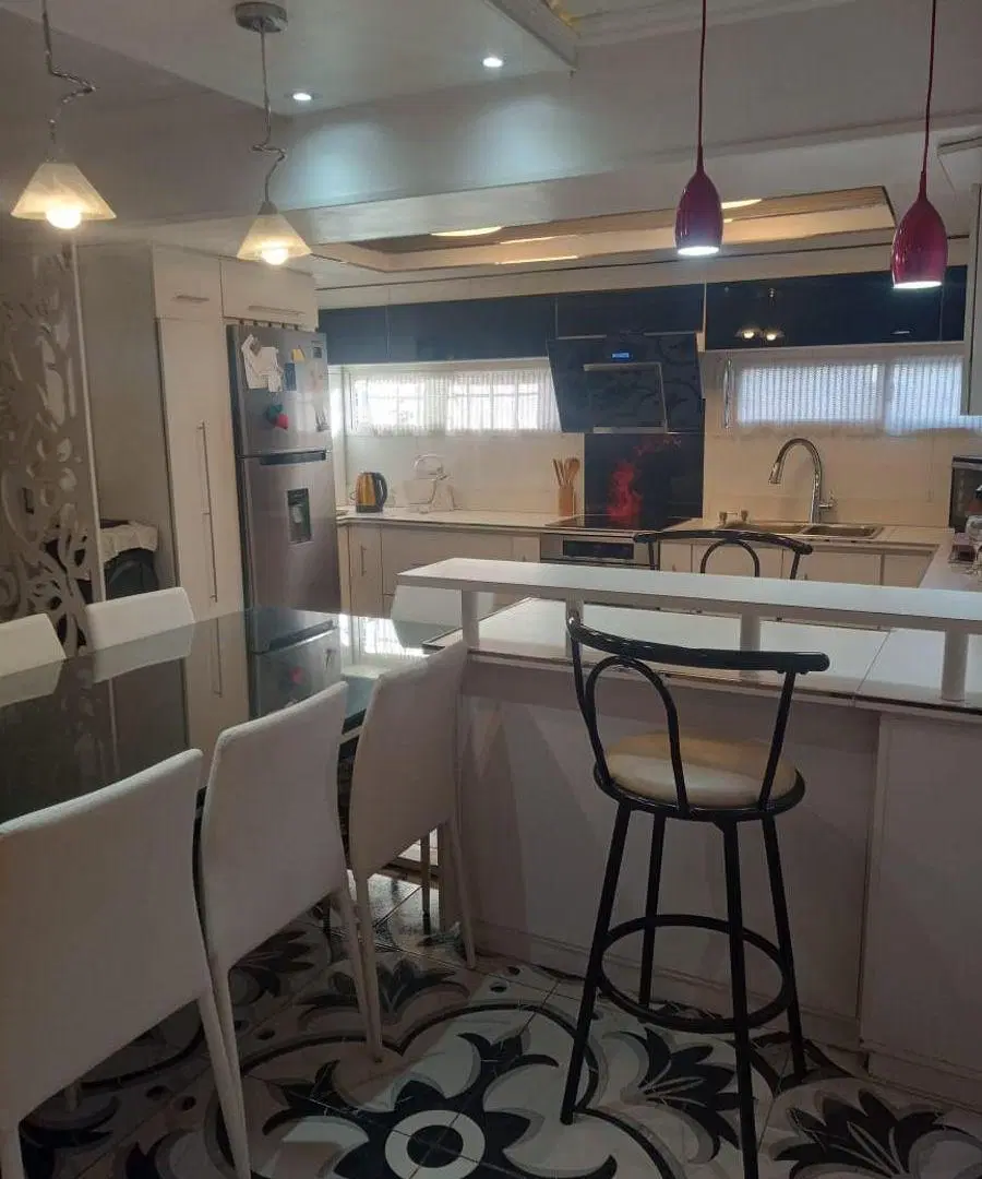 CASA EN VENTA + DEPTO AL FONDO EN MALVINAS ARGENTINAS 1
