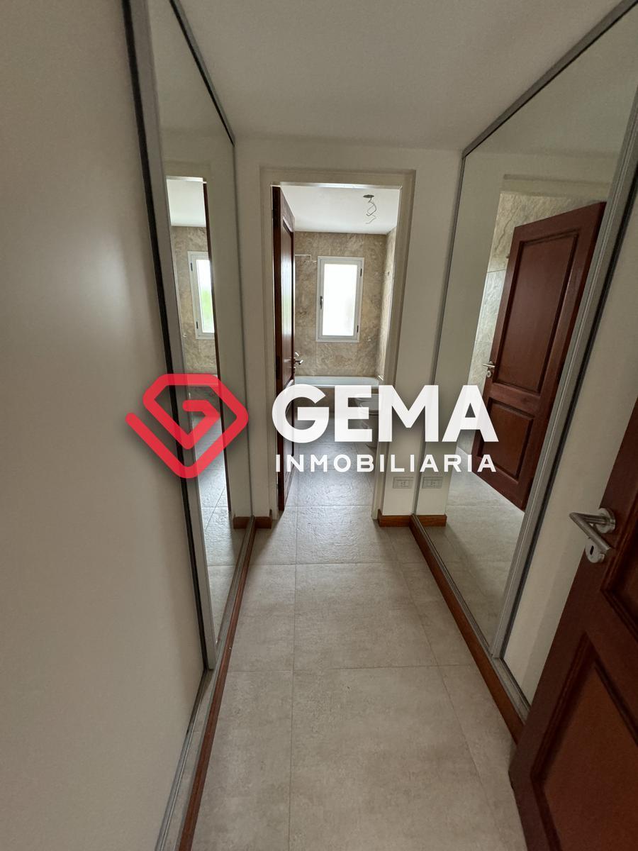 Departamento en Macrocentro - Alvarado Al 1800 4