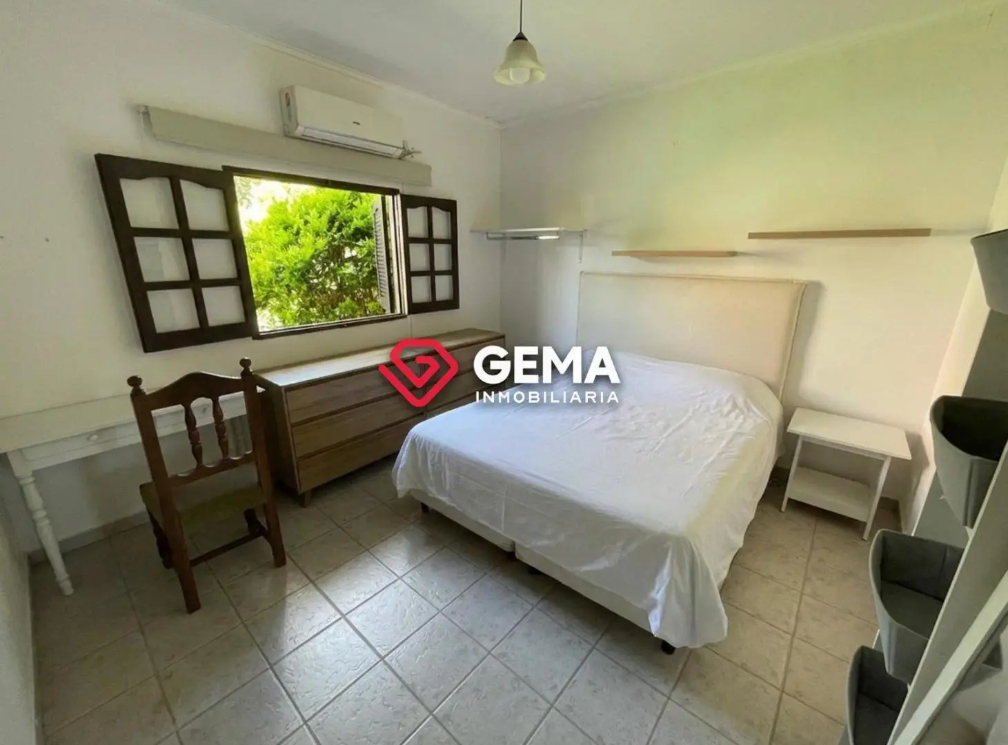 Casa en Juramento 1500 5