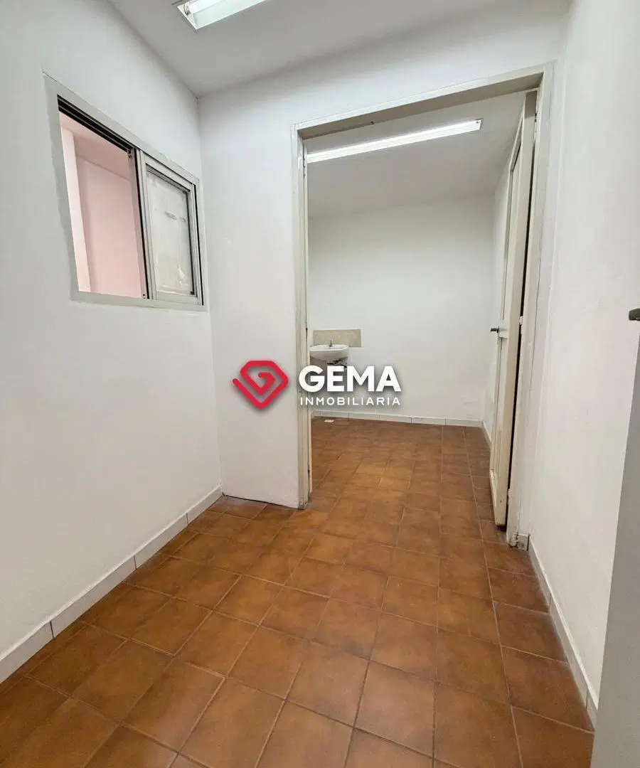 Local comercial en Florida al 600 2
