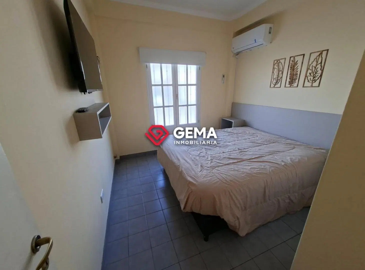 Departamento 1 dormitorio amoblado en Caseros y Laprida 4