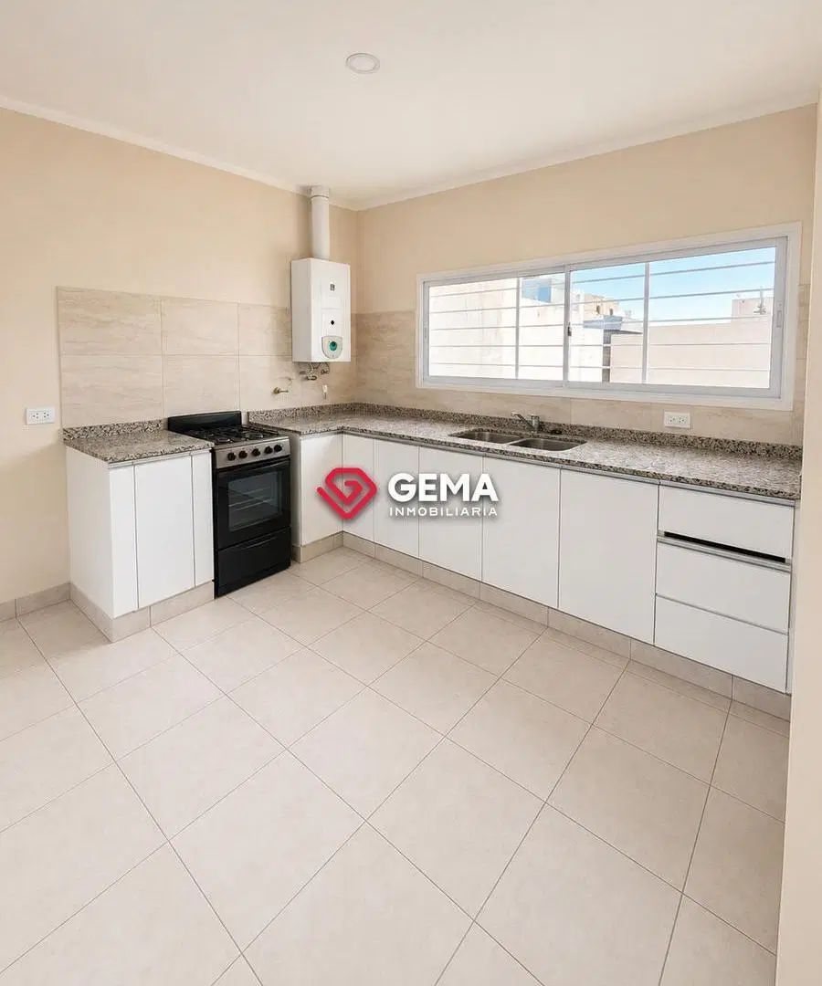 Casa 3 dormitorios en Estación Alvarado 3