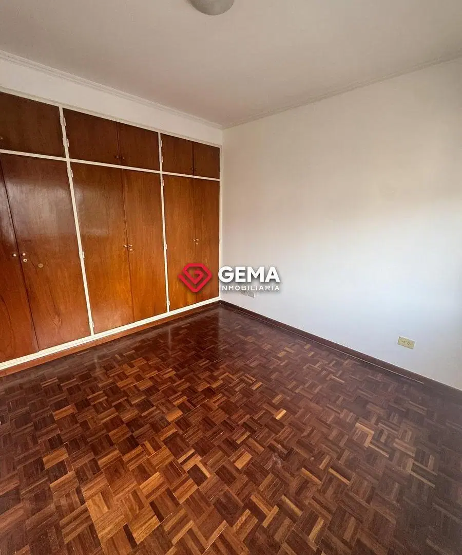 Departamento en ALQUILER en Caseros al 200 8
