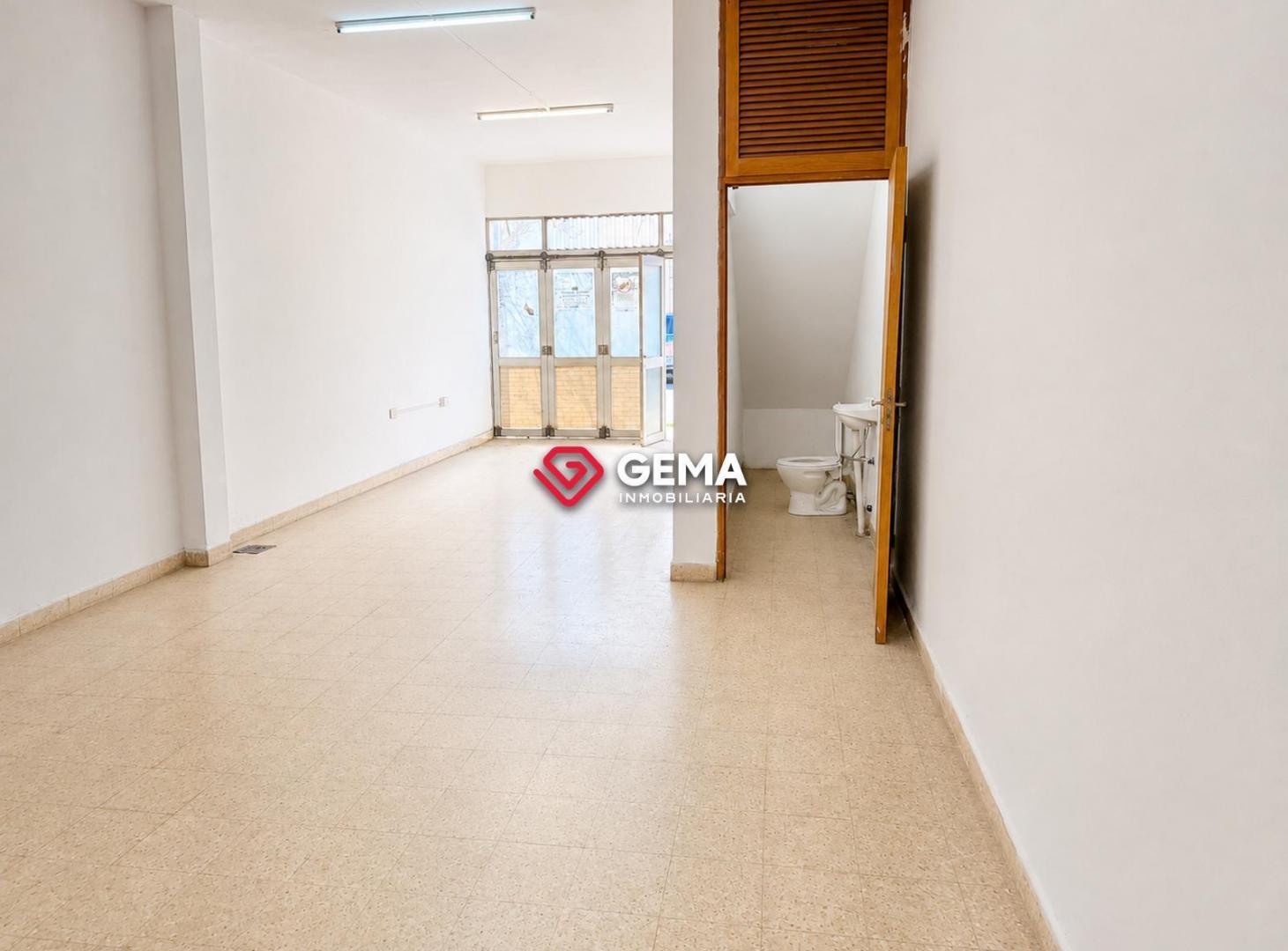 Foto de Oficina - Local en Gral. Güemes al 800, imagen 1