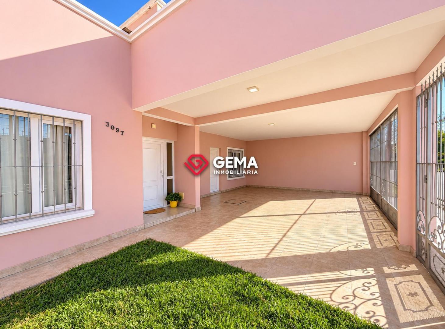 Foto de Casa + Salón Comercial en VENTA – Barrio Intersindical, imagen 3