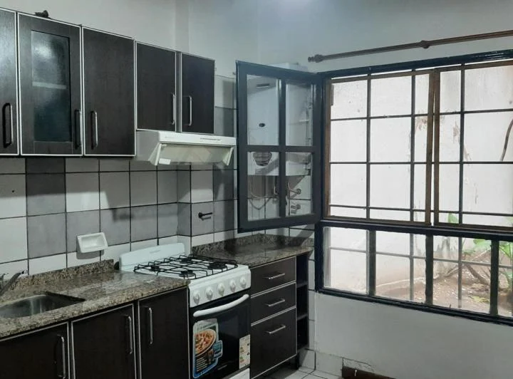 EN ALQUILER MONOAMBIENTE SOBRE AV CHACABUCO AL 300 BO: NUEVA CÓRDOBA  1