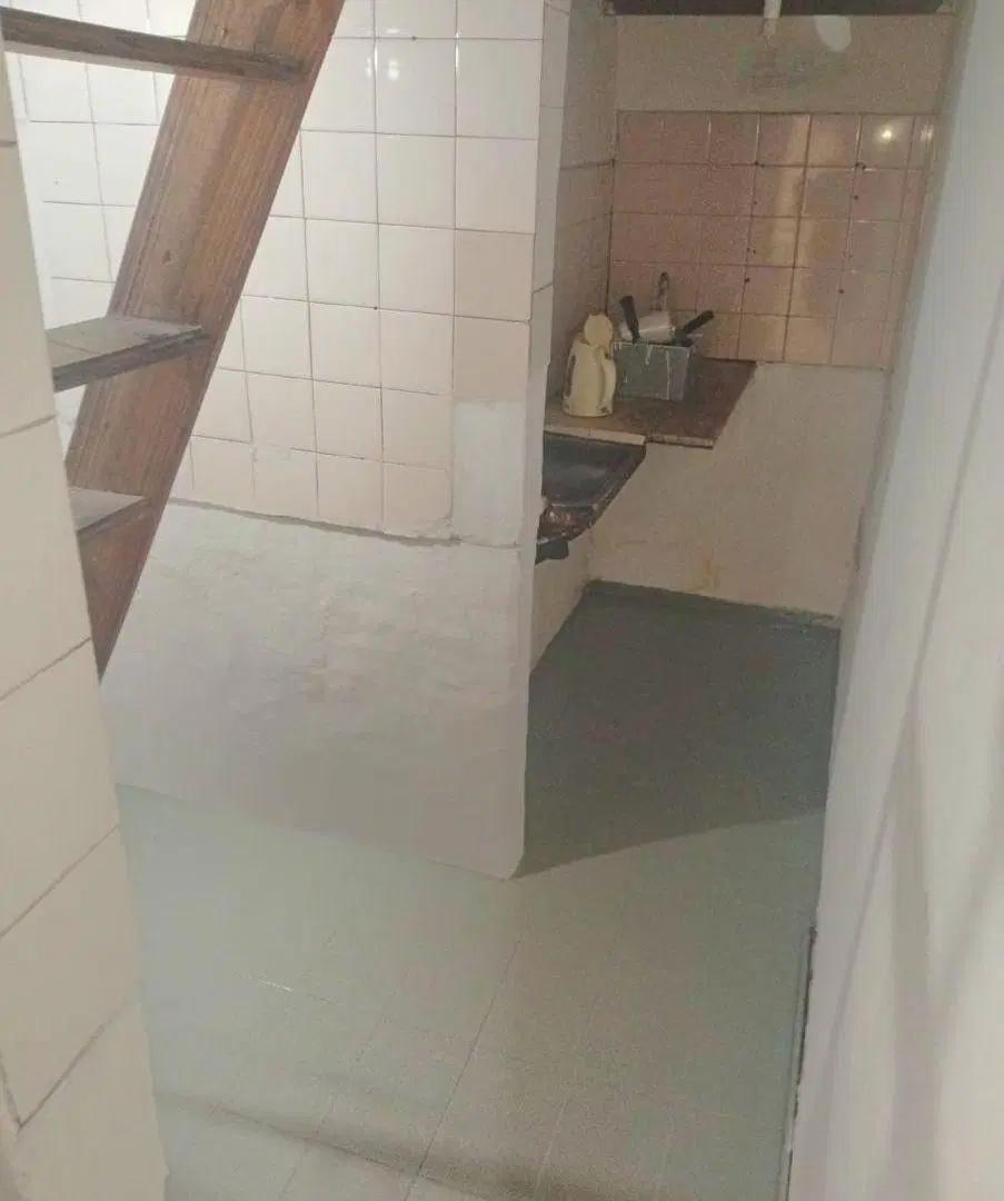 SE ALQUILA LOCAL COMERCIAL EN ALBERDI-ZONA CENTRAL DE POLICIA 1
