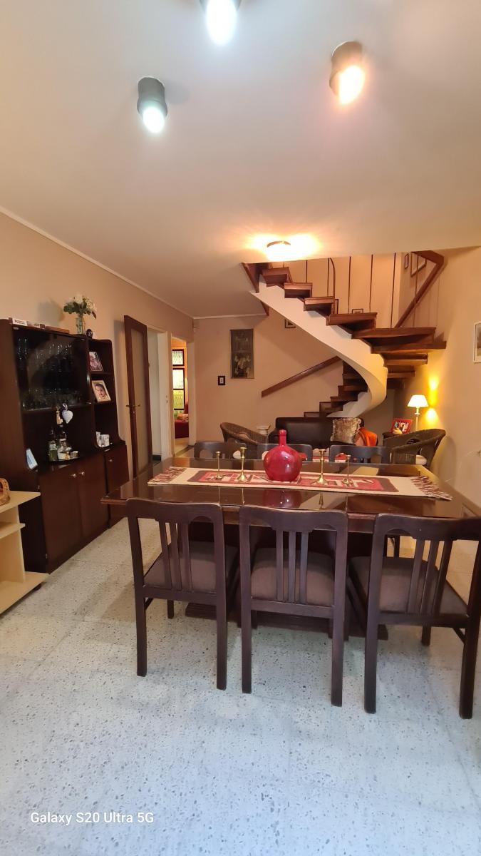 VENTA  - SANTA FE - FRANCIA 1600 EXCELENTE CASA