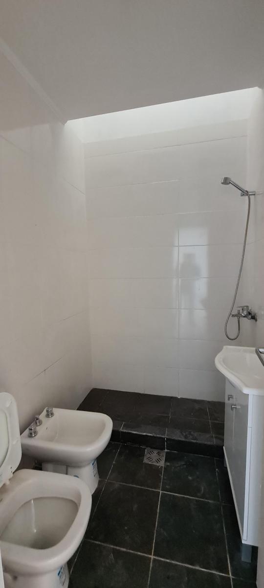 VENTA CASA - SANTA FE - PJE VENIALBO 5513 A 100 MTS. A. DEL VALLE